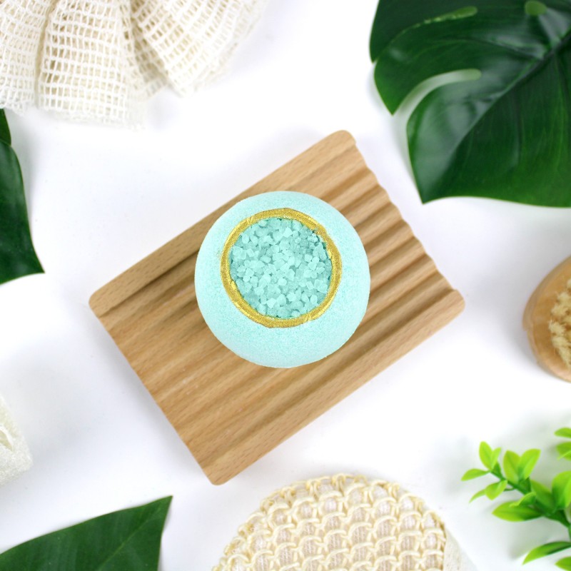 Bombe de bain garnie de sels de bain - Senteur Monoï
- 150gr