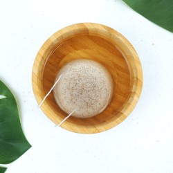 Eponge Konjac Visage aux éclats de noix - Feel Natural